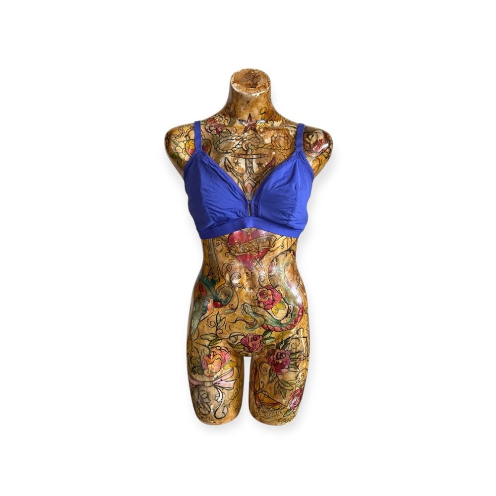 Lively bra blue Sz 3 C  adjustable straps  no cups wireless